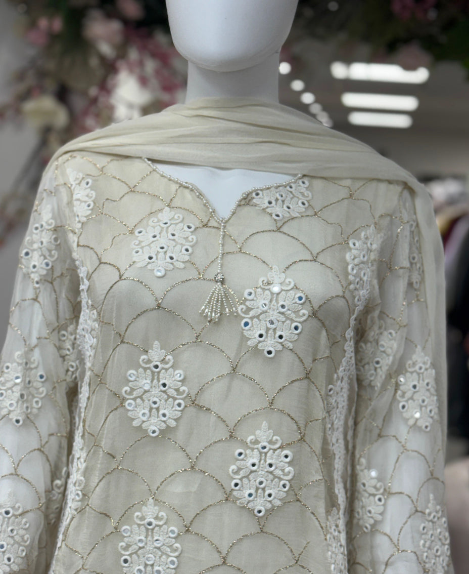 Spring Wisteria - Farshi Ensemble