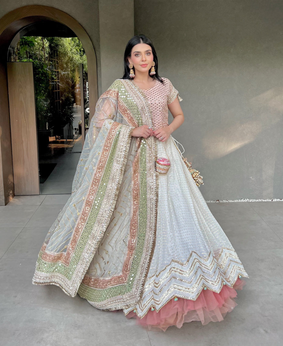 Zarreen Chandni