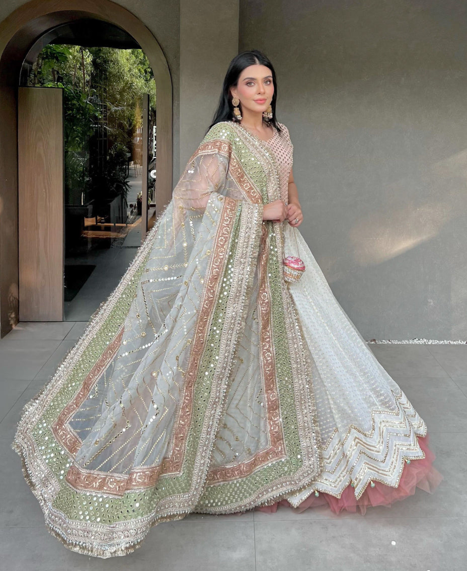 Zarreen Chandni
