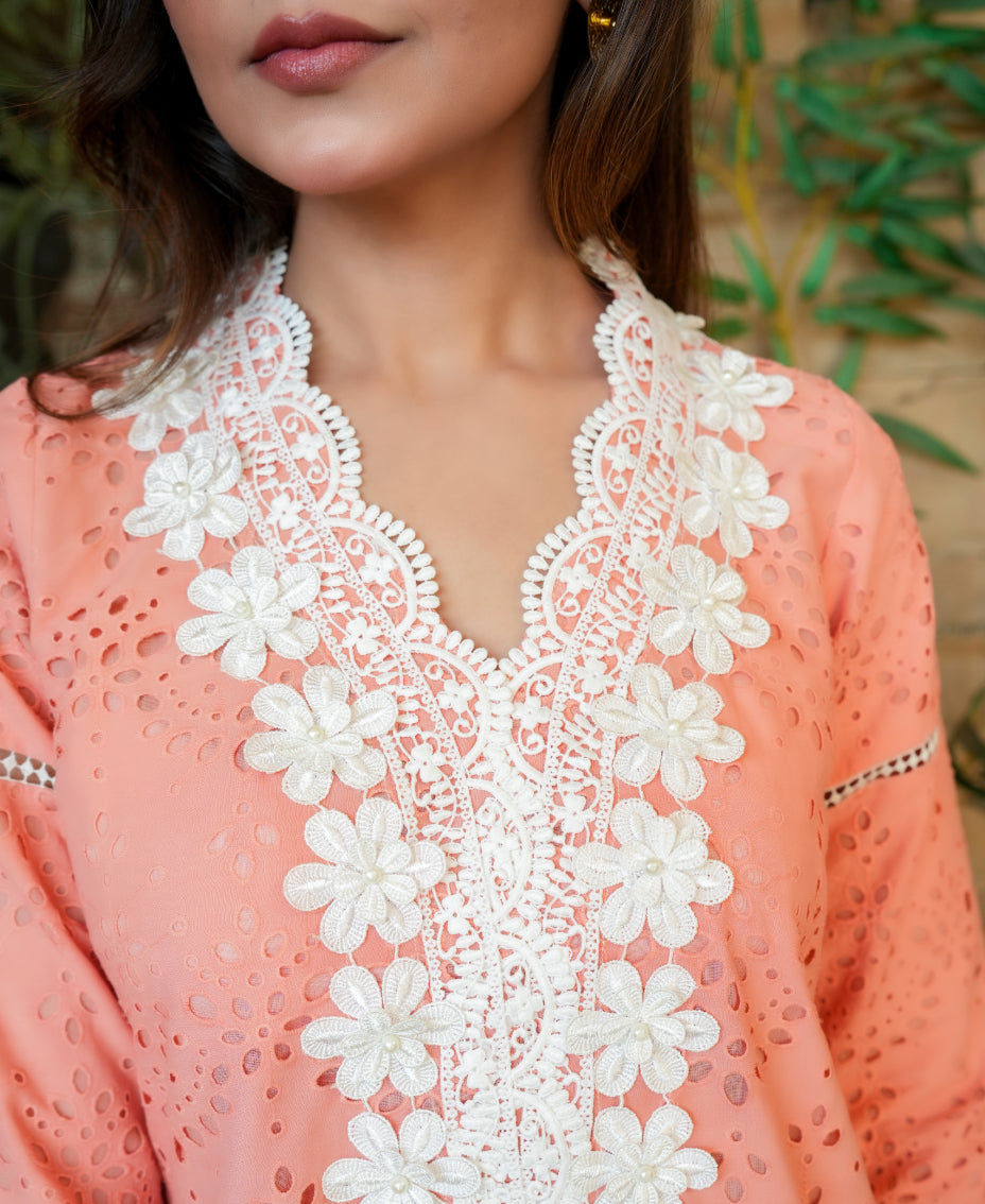 Peach blossom chikankari