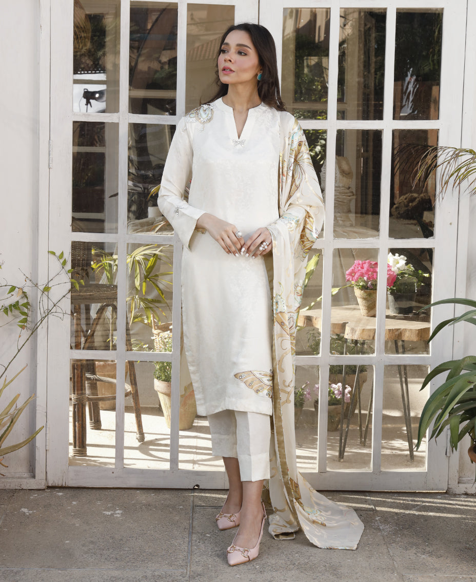 Butterfly three piece white