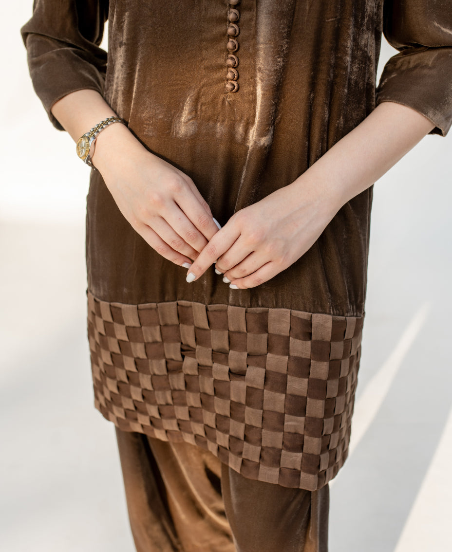 Mocha Crisscross (Farshi Shalwar suit)