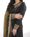 Zarina-e-Zeb ( Rawsilk Chunri outfit)