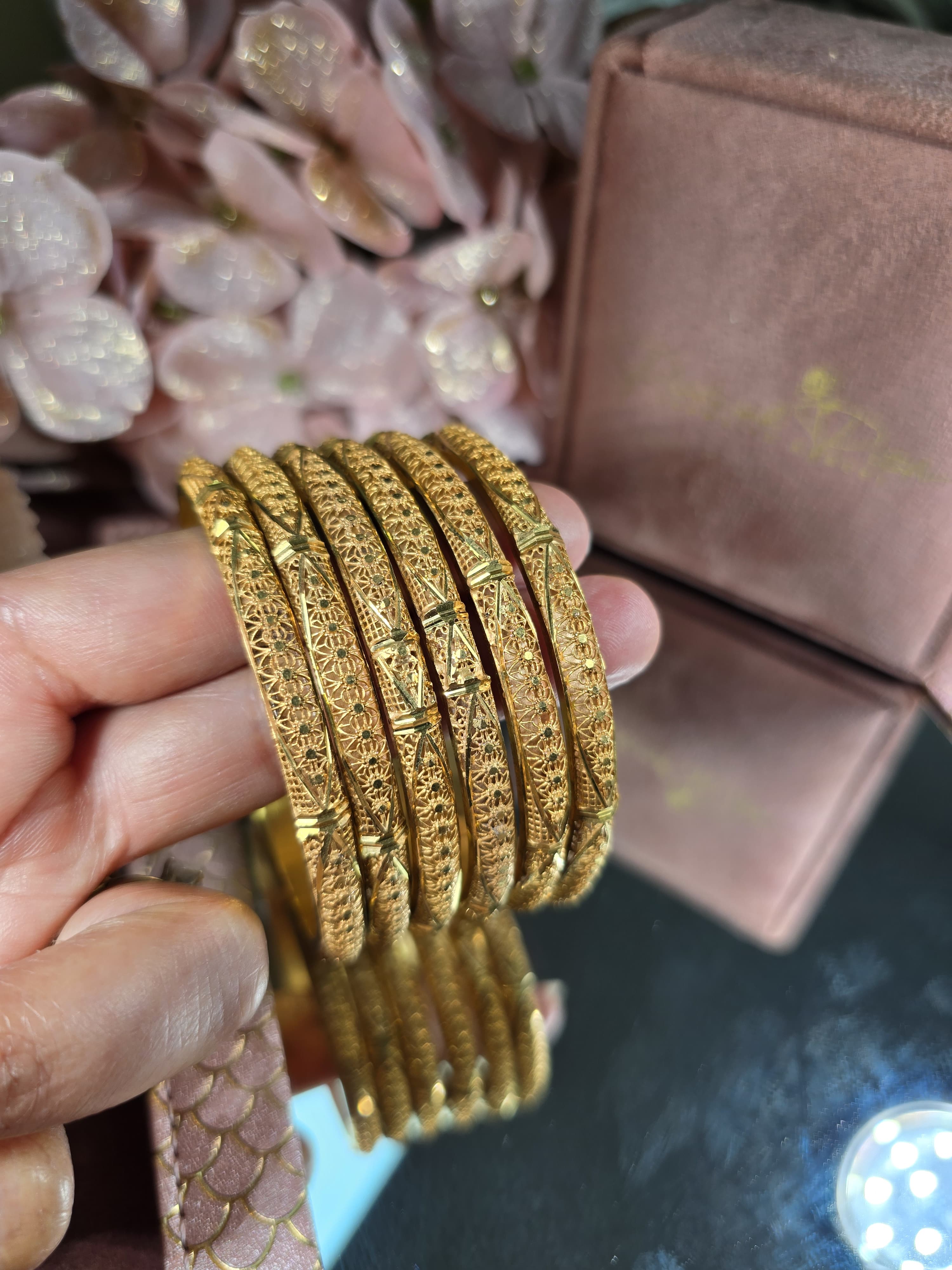 Traditional Gold Splendor Bangles