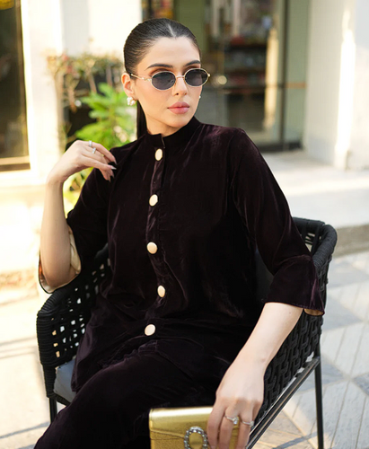 Luxurious Velvet Shalwar Kameez: The Ultimate Winter Collection in the UK