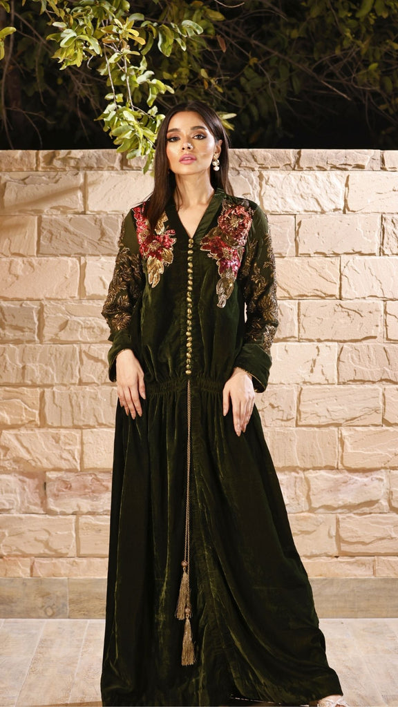 Velvet Wonders: Winter's Luxurious Desi Collection at Pearls and Petals