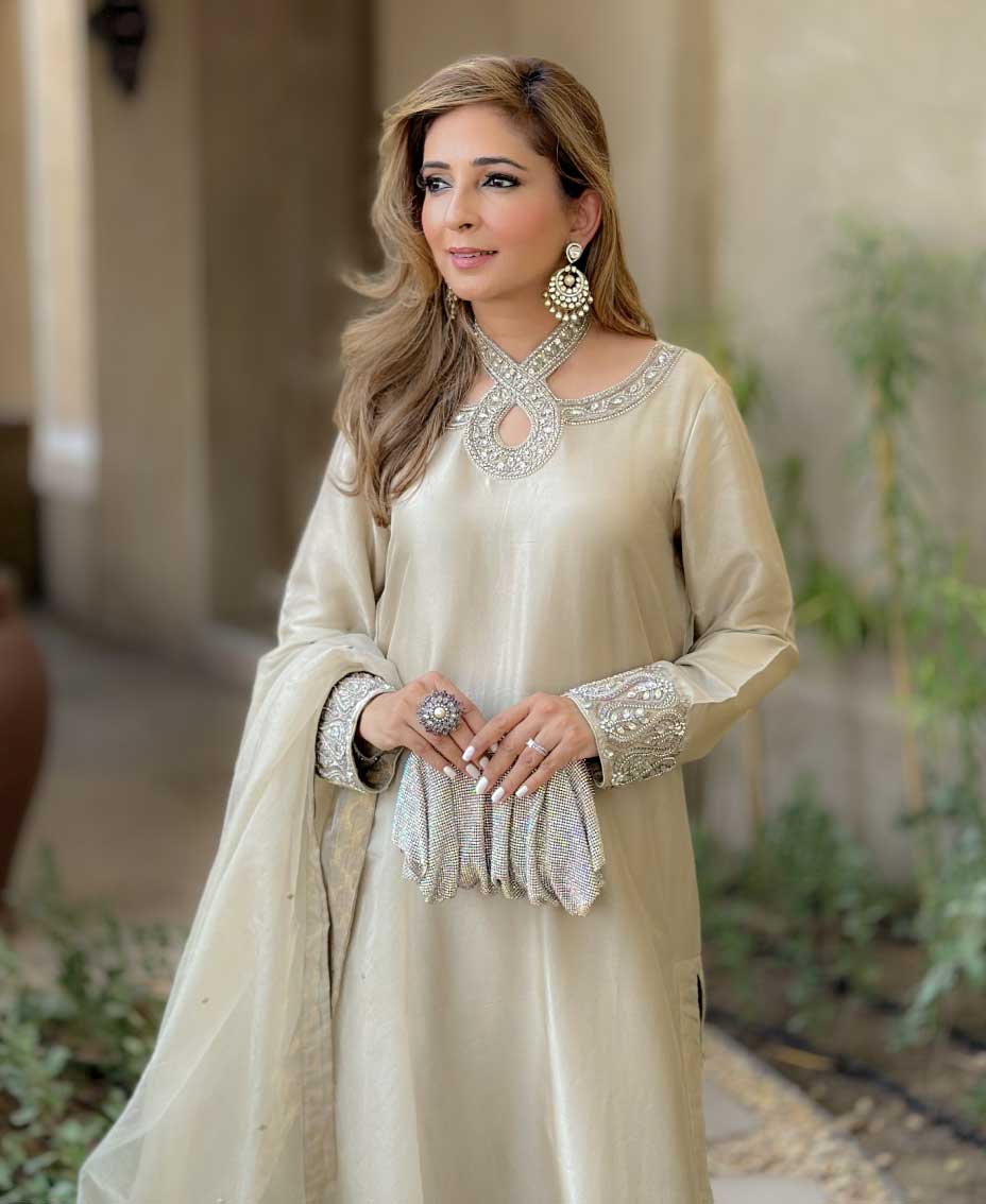 Ivory gold pure Rawsilk outfit | Pakistani Silk Suit | Desginer Dress ...